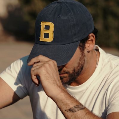 Kap - Gårda Letter Cap 'B' (marineblauw/geel)
