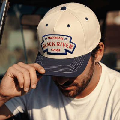 Kap - Black River Nashville Cotton Snapback (gebroken wit/marineblauw)