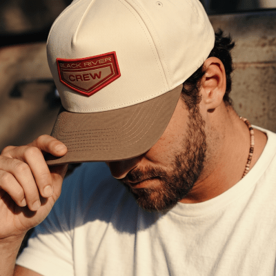 Kap - Black River Crew Cotton Snapback (gebroken wit/khaki)