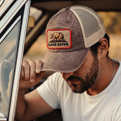 Kap - Black River Grizzly Washed Trucker (bruin/room)