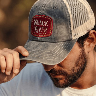 Kap - Black River Spokane Washed Trucker (olijfgroen/room)