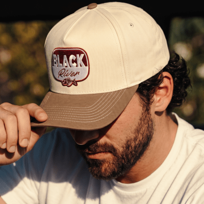 Kap - Black River Charleston Cotton Snapback (gebroken wit/khaki)