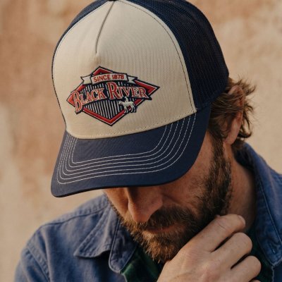 Kap - Black River Legacy Trucker (crème/marineblauw)