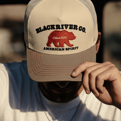 Kap - Black River Bear Trucker (crème/beige)