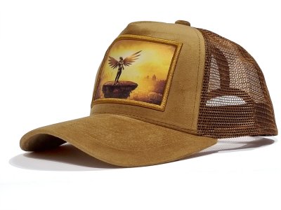 Caps - Gårda Velvet Trucker Fantasy Angel (goudbruin)
