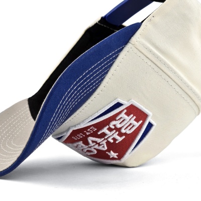 Kap - Black River Cincinnati Cotton Snapback (offwhite/blauw)