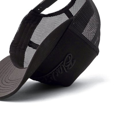 Kap - Black River Classic Trucker (zwart)