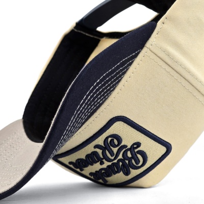 Kap - Black River Denver Cotton Snapback (crème/marineblauw)