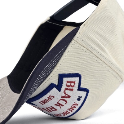 Kap - Black River Nashville Cotton Snapback (gebroken wit/marineblauw)