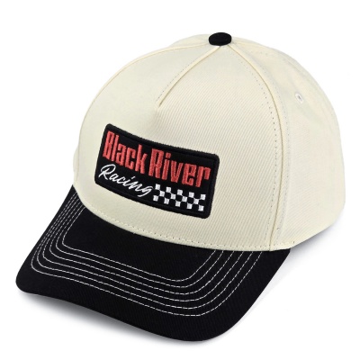 Kap - Black River Racing Cotton Snapback (offwhite/zwart)