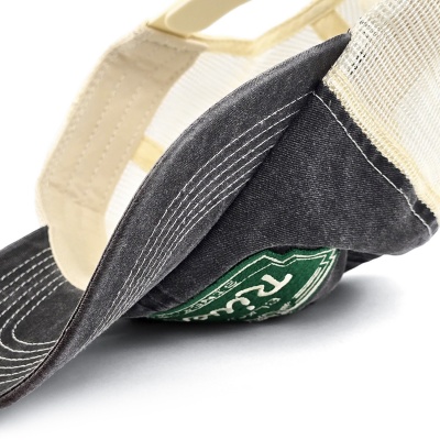 Kap - Black River Sacramento Washed Trucker (zwart/crème)