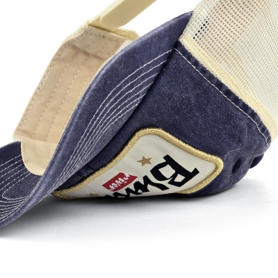 Kap - Black River Toledo Washed Trucker (marineblauw/crème)