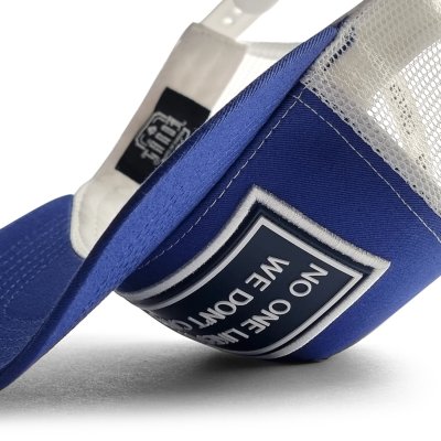 Kap - Gårda Trucker We Don't Care (blauw/wit)
