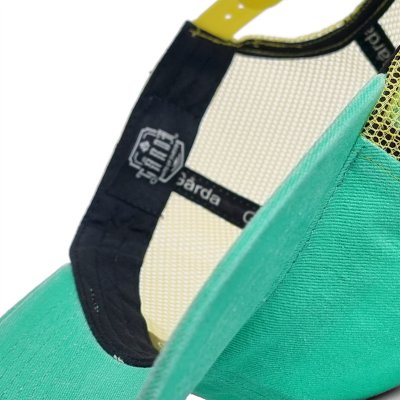 Caps - Gårda Finley Washed Trucker (groen/geel)