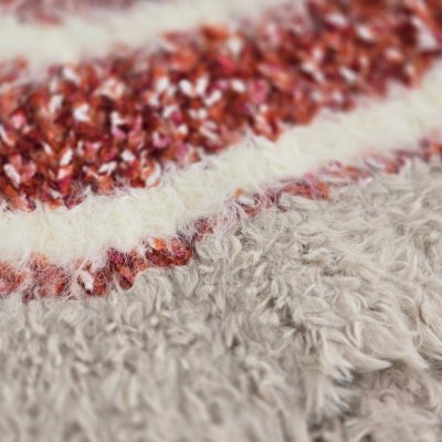 Muts - Gårda Quellon Knit Earflap Beanie (wit/rood)