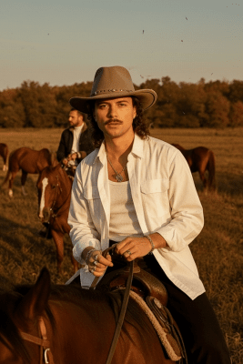 (HÅLL DOLD) John Hatter - Dustbag